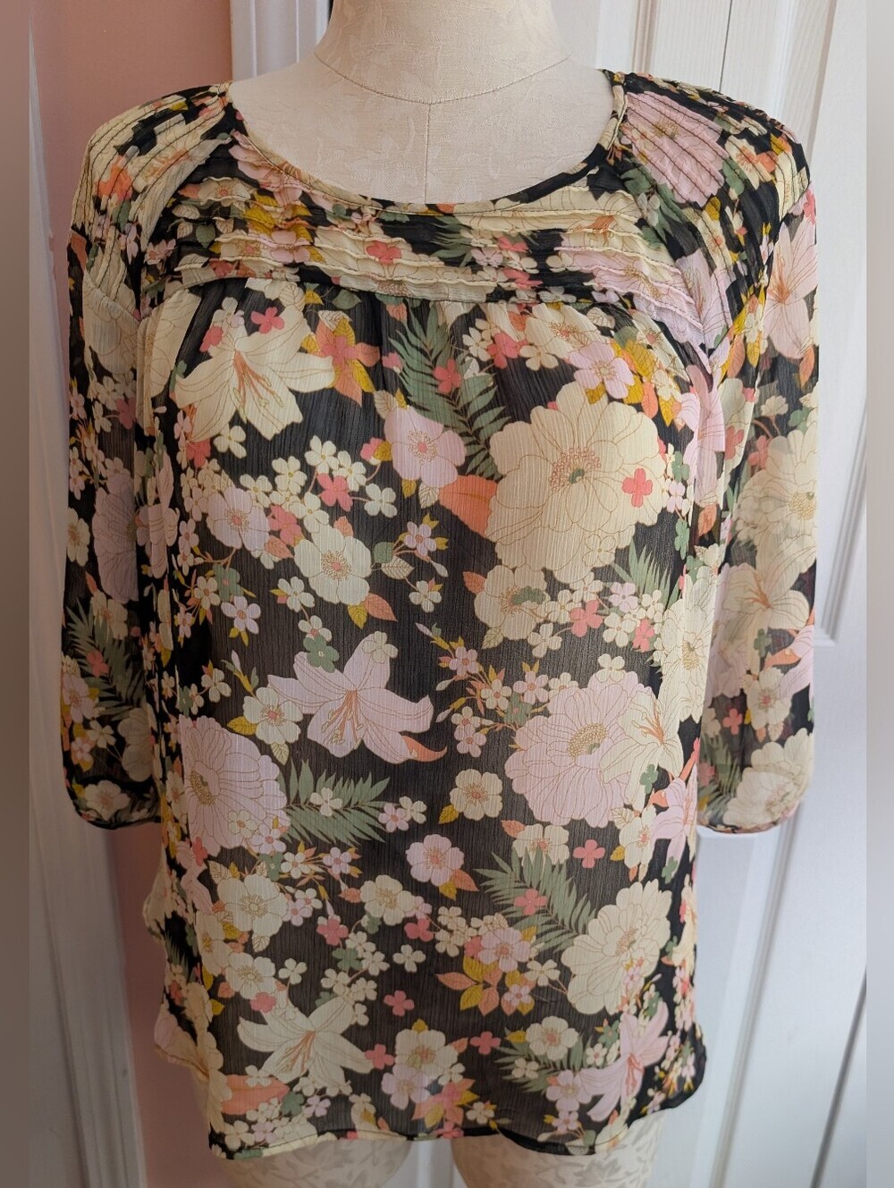 Lauren Conrad LC Sheer Floral Peasant Blouse in Black/Pastel Blooms Size XXL